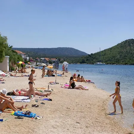 Seaside House Zatoglav, - 13895 * Rogoznica (Sibenik-Knin)