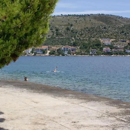 Seaside House Zatoglav, - 13895 Feriehus Rogoznica (Sibenik-Knin)